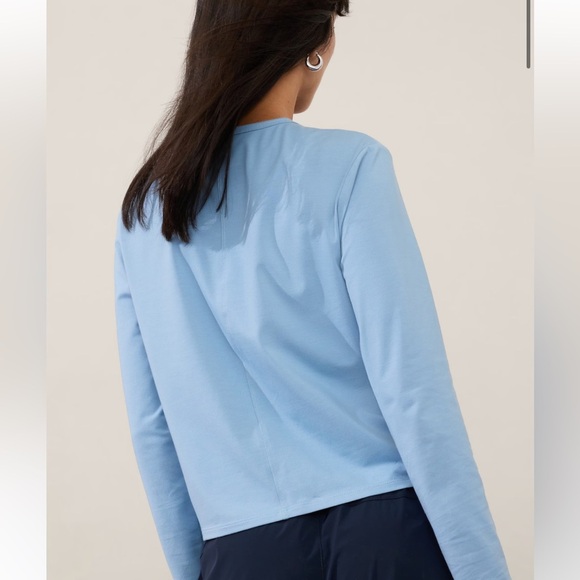 Athleta essentials top - Picture 5 of 5